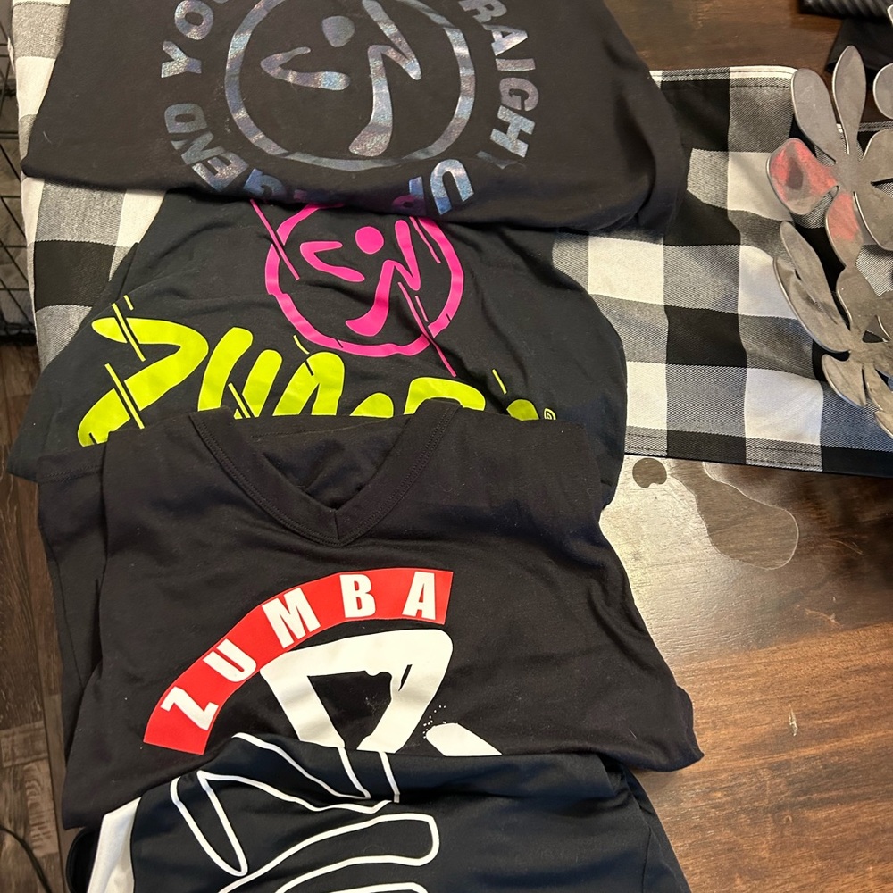 Zumba S/M tank top bundle